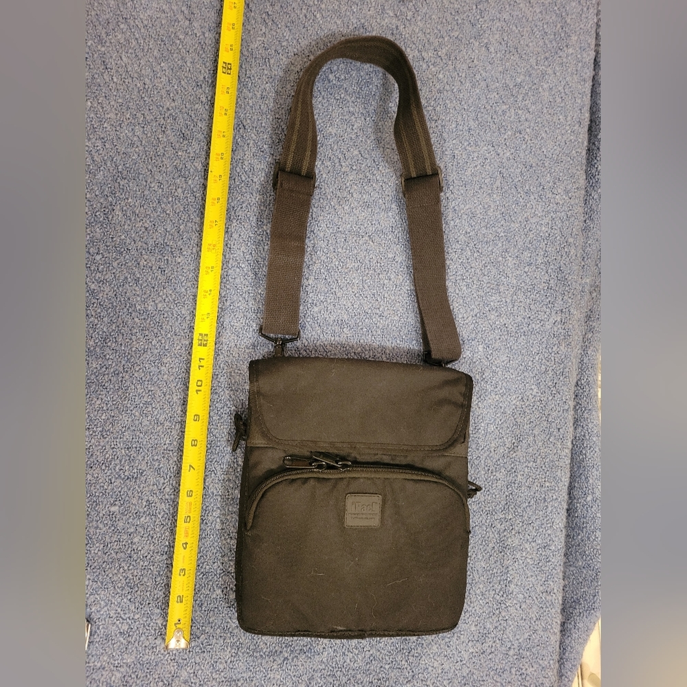 Ipack Ipad Tablet Computer case Heavy Duty Long Strap for Travel
